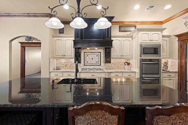 15315 SE 41st Street, Choctaw, OK 73020