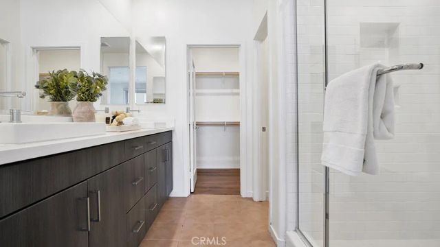 252 Harringay, Irvine, CA 92618