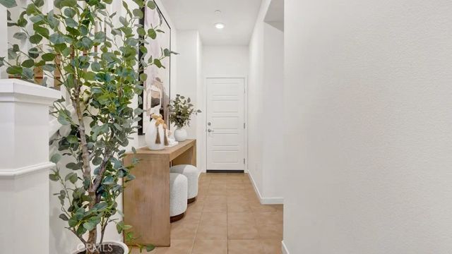 252 Harringay, Irvine, CA 92618