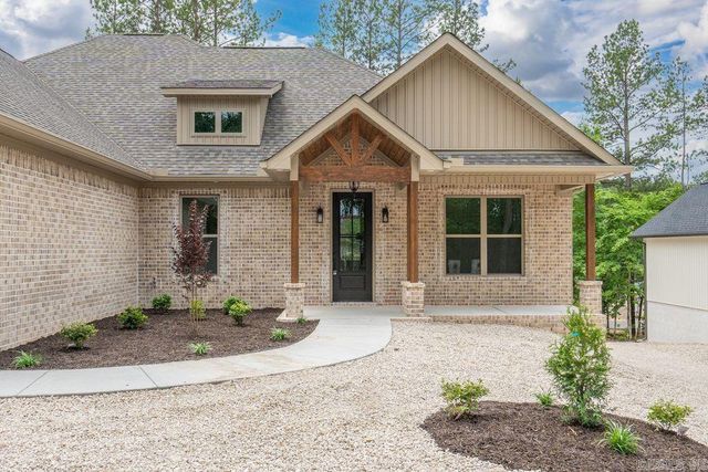 321 Maderas Drive, Hot Springs Village, AR 71909