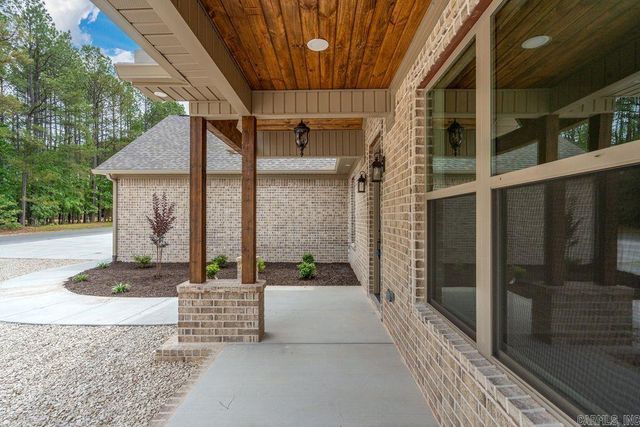 321 Maderas Drive, Hot Springs Village, AR 71909