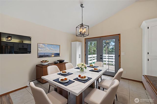 4107 Noble Place, Oak Harbor, WA 98277