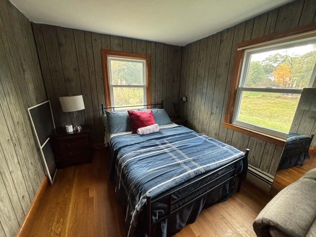 251 Primrose Hill Rd, Dracut, MA 01826