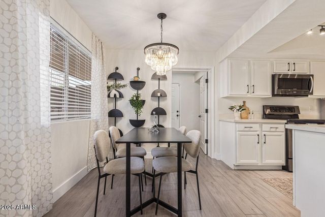 8525 E BELLEVIEW Street, Scottsdale, AZ 85257