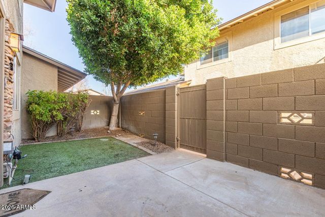 8525 E BELLEVIEW Street, Scottsdale, AZ 85257