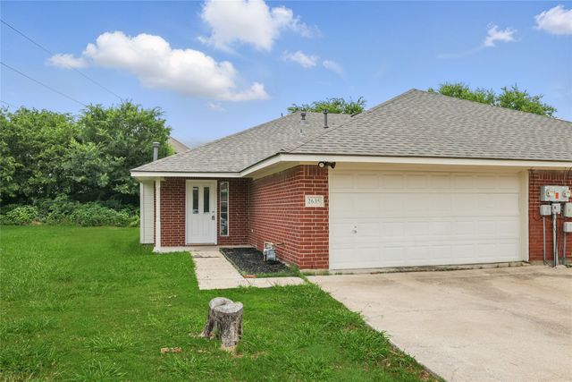 2633 Ventura Court, Glenn Heights, TX 75154