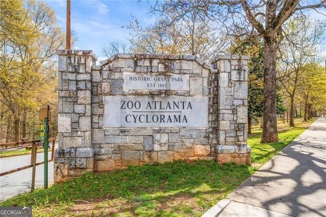 489 Hammons Way, Atlanta, GA 30315