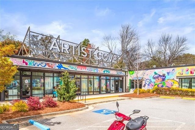 489 Hammons Way, Atlanta, GA 30315