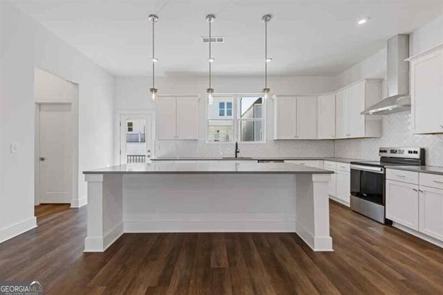 489 Hammons Way, Atlanta, GA 30315