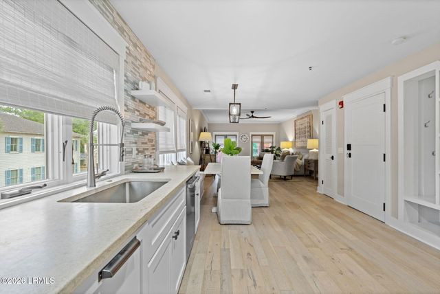10 Johnston Way Ste E, Bluffton, SC 29910