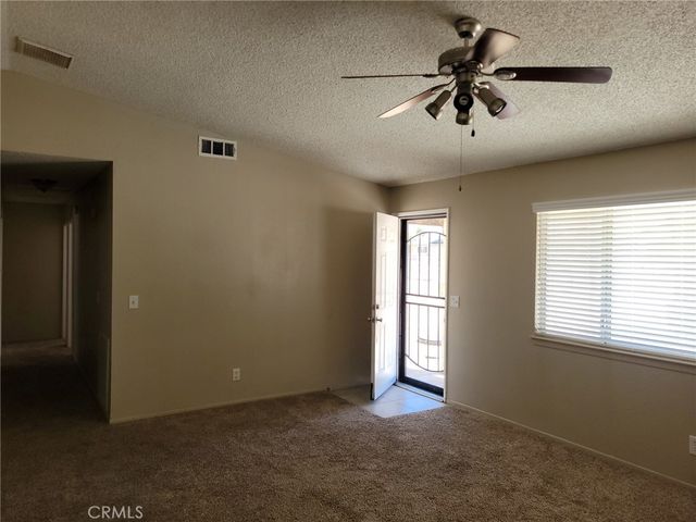 18114 Pitache Street, Hesperia, CA 92345
