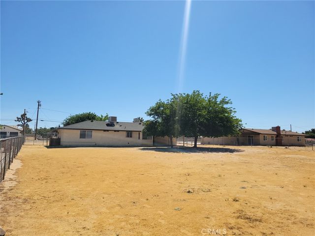 18114 Pitache Street, Hesperia, CA 92345