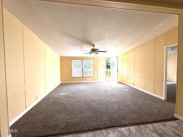 1555 Hamner Hollow Road, Big Stone Gap, VA 24219