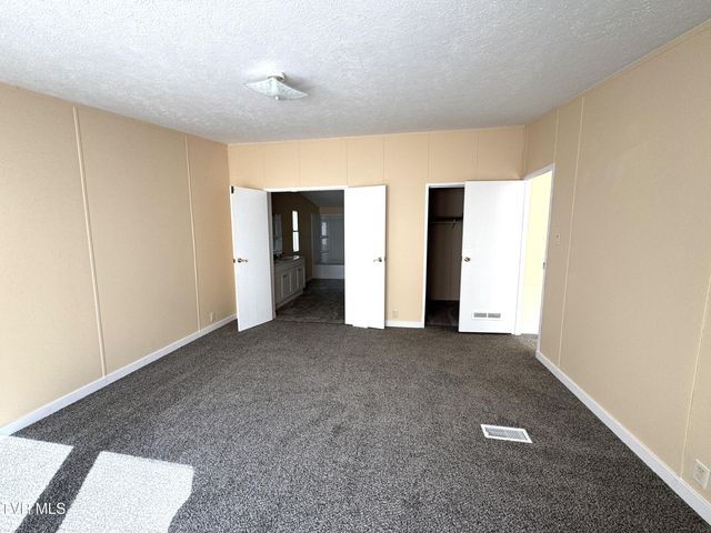 1555 Hamner Hollow Road, Big Stone Gap, VA 24219