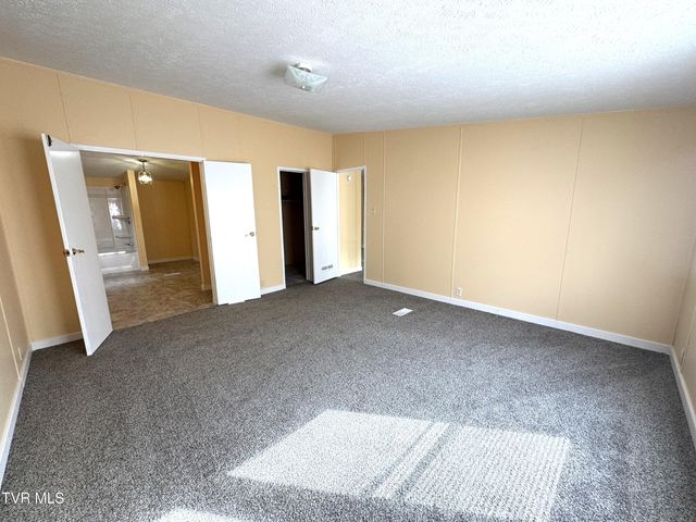 1555 Hamner Hollow Road, Big Stone Gap, VA 24219