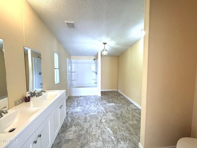 1555 Hamner Hollow Road, Big Stone Gap, VA 24219