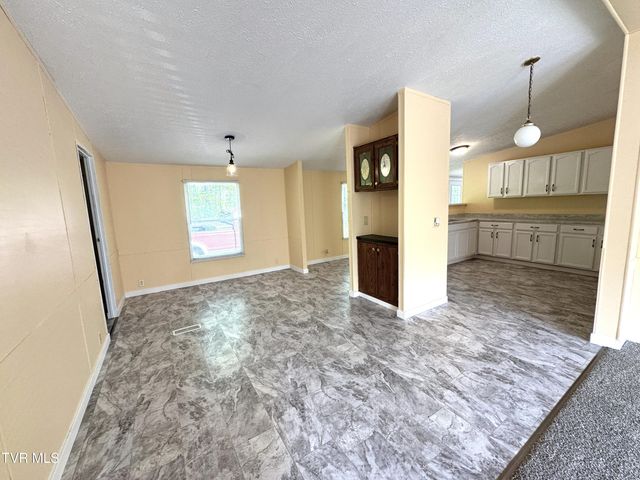 1555 Hamner Hollow Road, Big Stone Gap, VA 24219