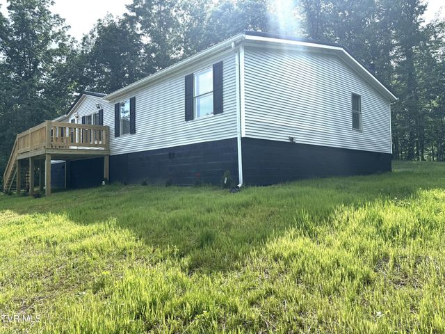 1555 Hamner Hollow Road, Big Stone Gap, VA 24219