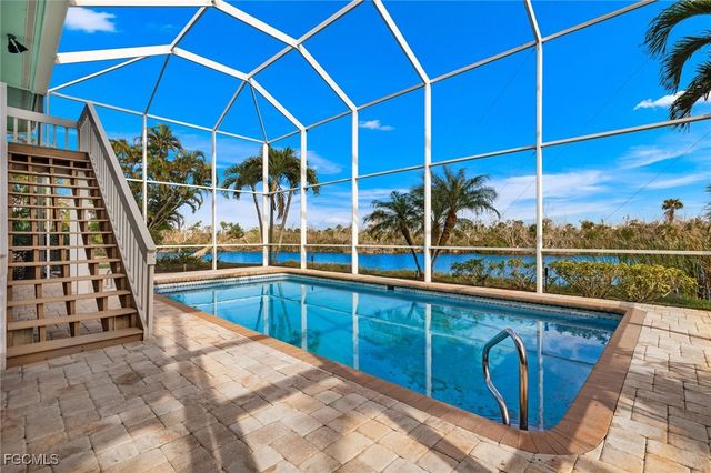 736 Durion CT, Sanibel, FL 33957