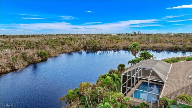 736 Durion CT, Sanibel, FL 33957