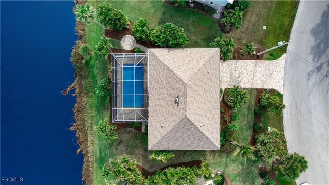 736 Durion CT, Sanibel, FL 33957