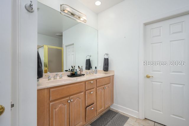 8 Old Fort Way, Hilton Head Island, SC 29926