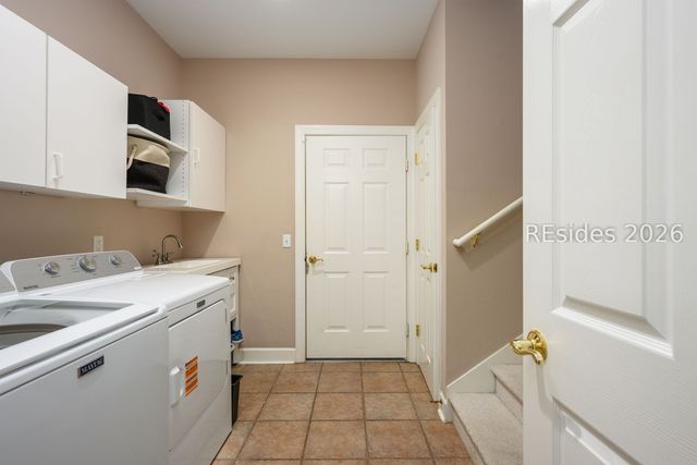 8 Old Fort Way, Hilton Head Island, SC 29926