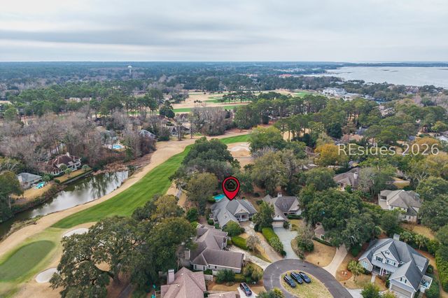 8 Old Fort Way, Hilton Head Island, SC 29926