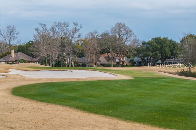 8 Old Fort Way, Hilton Head Island, SC 29926