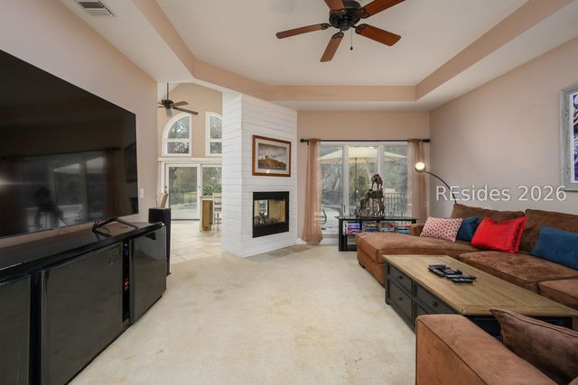 8 Old Fort Way, Hilton Head Island, SC 29926