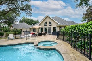 8 Old Fort Way, Hilton Head Island, SC 29926