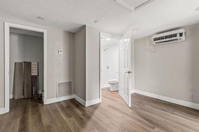 250 LONGWOOD HILLS ROAD, Longwood, FL 32750
