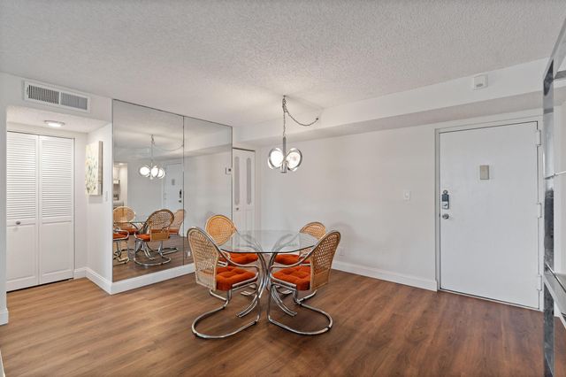 6195 Rock Island Road 302, Tamarac, FL 33319