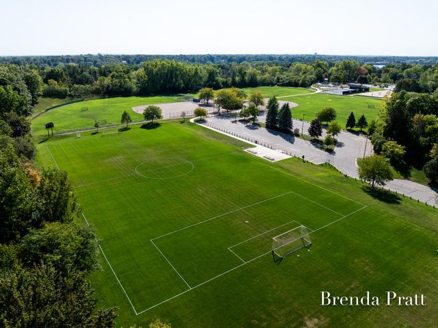 2909 Pioneer Club Road SE, East Grand Rapids, MI 49506