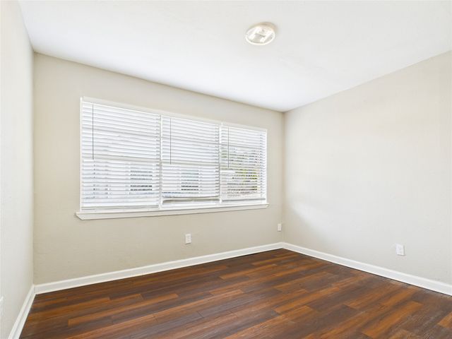 2712 Evans Avenue, Fort Worth, TX 76104