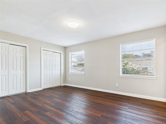 2712 Evans Avenue, Fort Worth, TX 76104