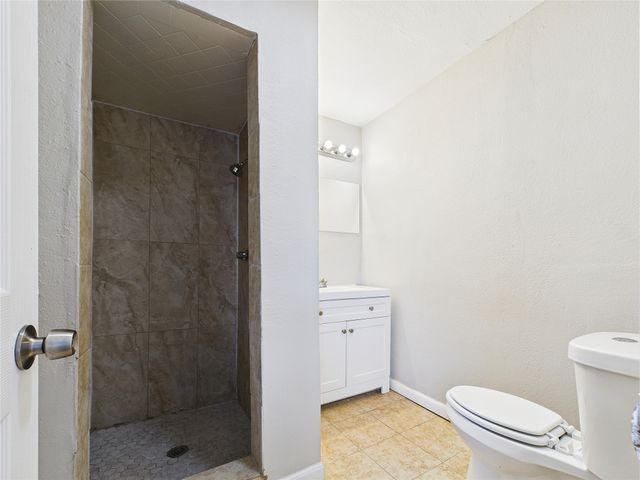 2712 Evans Avenue, Fort Worth, TX 76104