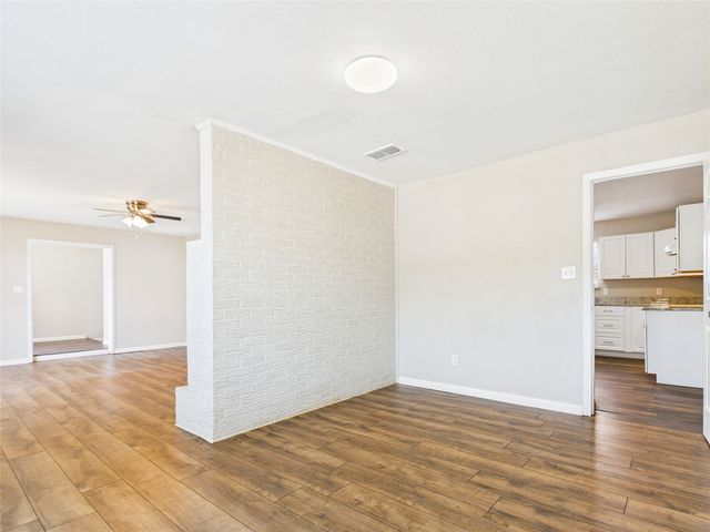 2712 Evans Avenue, Fort Worth, TX 76104