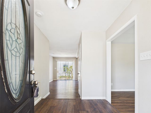 2712 Evans Avenue, Fort Worth, TX 76104