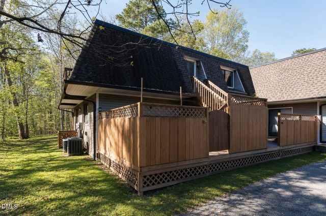 361 Summerwalk Circle, Chapel Hill, NC 27517