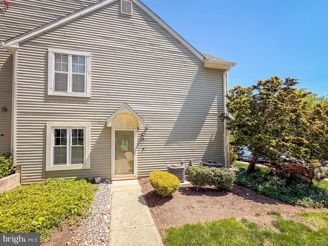 601 SOCIETY PL, Newtown, PA 18940