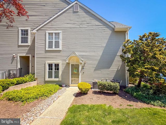 601 SOCIETY PL, Newtown, PA 18940