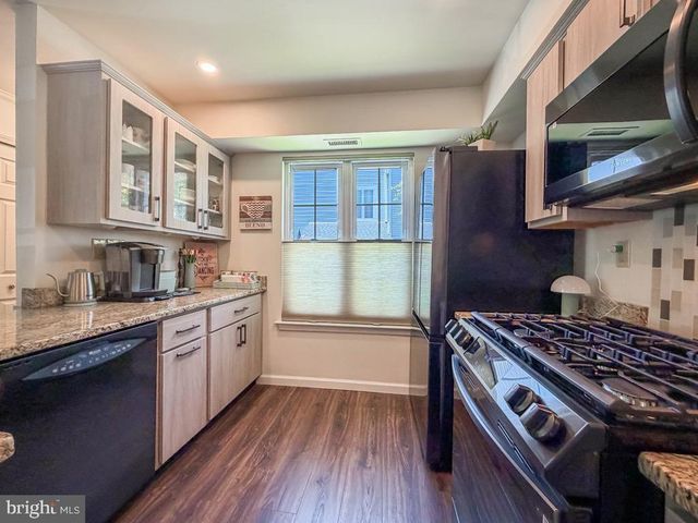 601 SOCIETY PL, Newtown, PA 18940