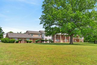 1301 Neelys Bend Rd # 6, Madison, TN 37115