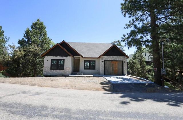 736 Villa Grove Avenue, Big Bear, CA 92314