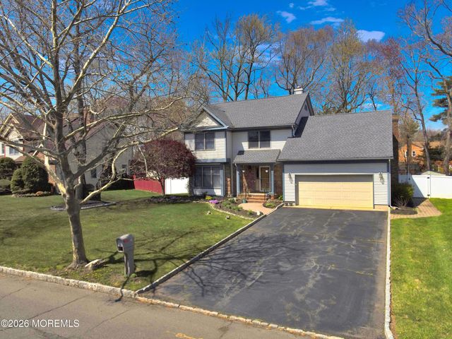 27 Oakland Road, Parlin, NJ 08859