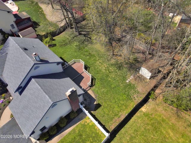 27 Oakland Road, Parlin, NJ 08859