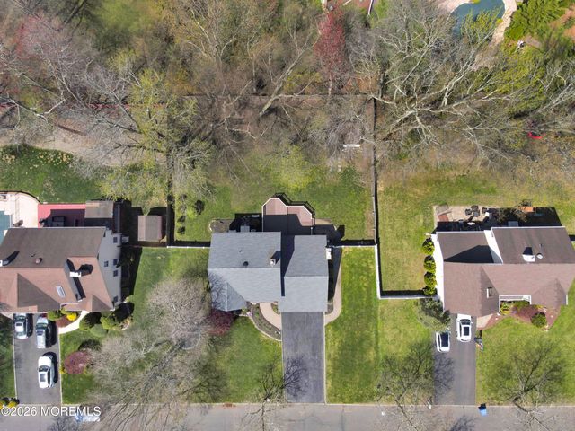 27 Oakland Road, Parlin, NJ 08859