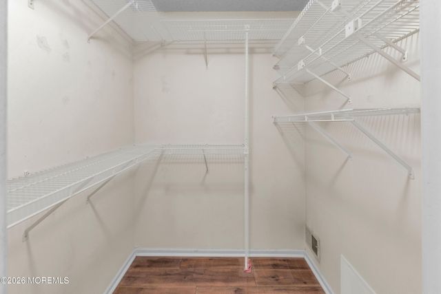 27 Oakland Road, Parlin, NJ 08859