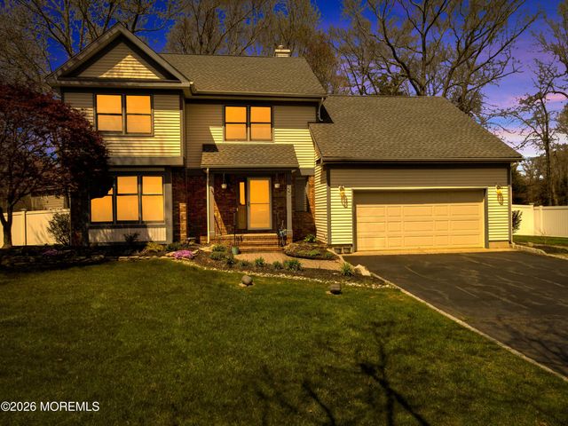 27 Oakland Road, Parlin, NJ 08859